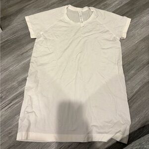 Lululemon swiftlytech